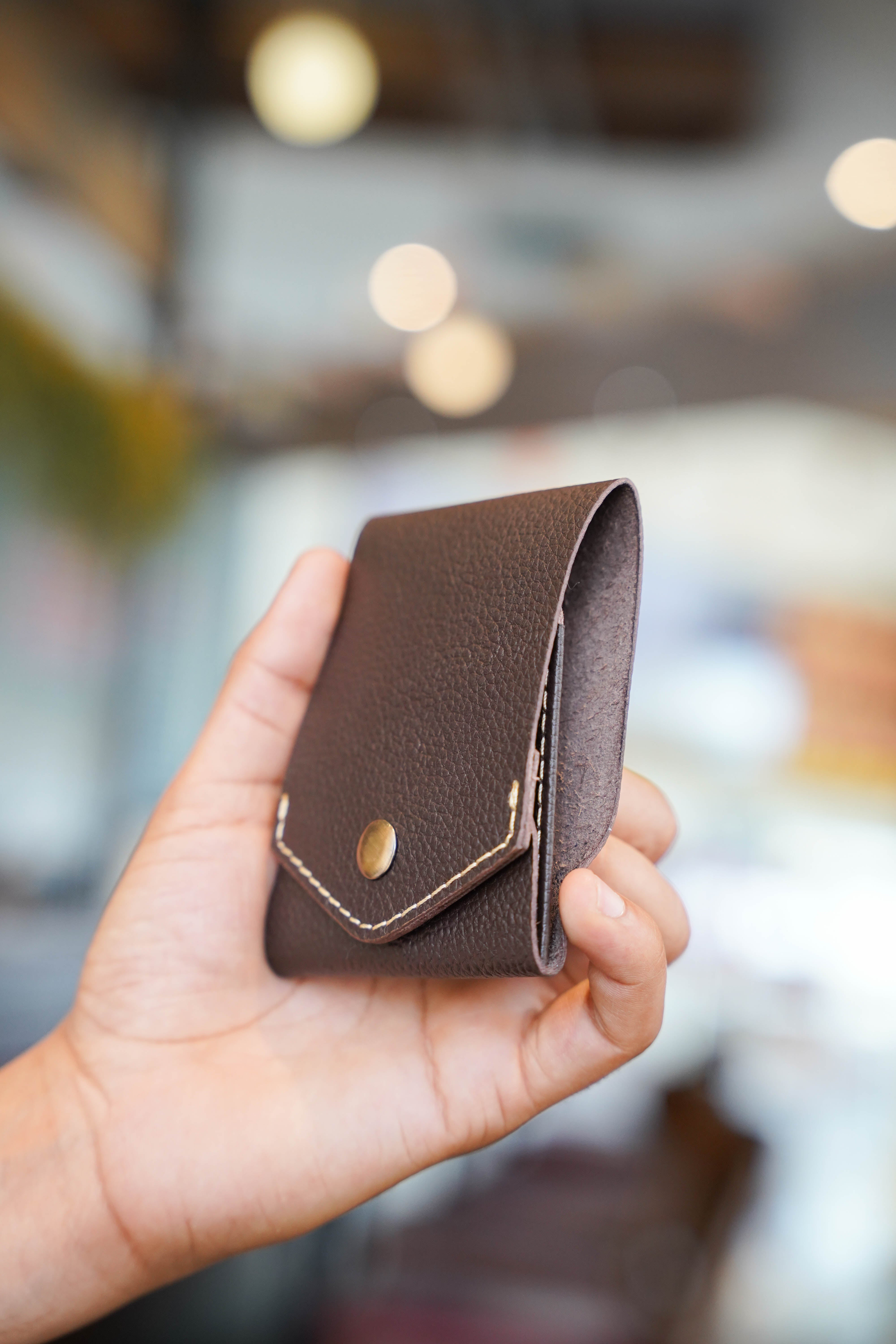 Cigar Reserve | Handcrafted Genuine Dark Brown Leather Wallet with free leather keychain | slim & compact design