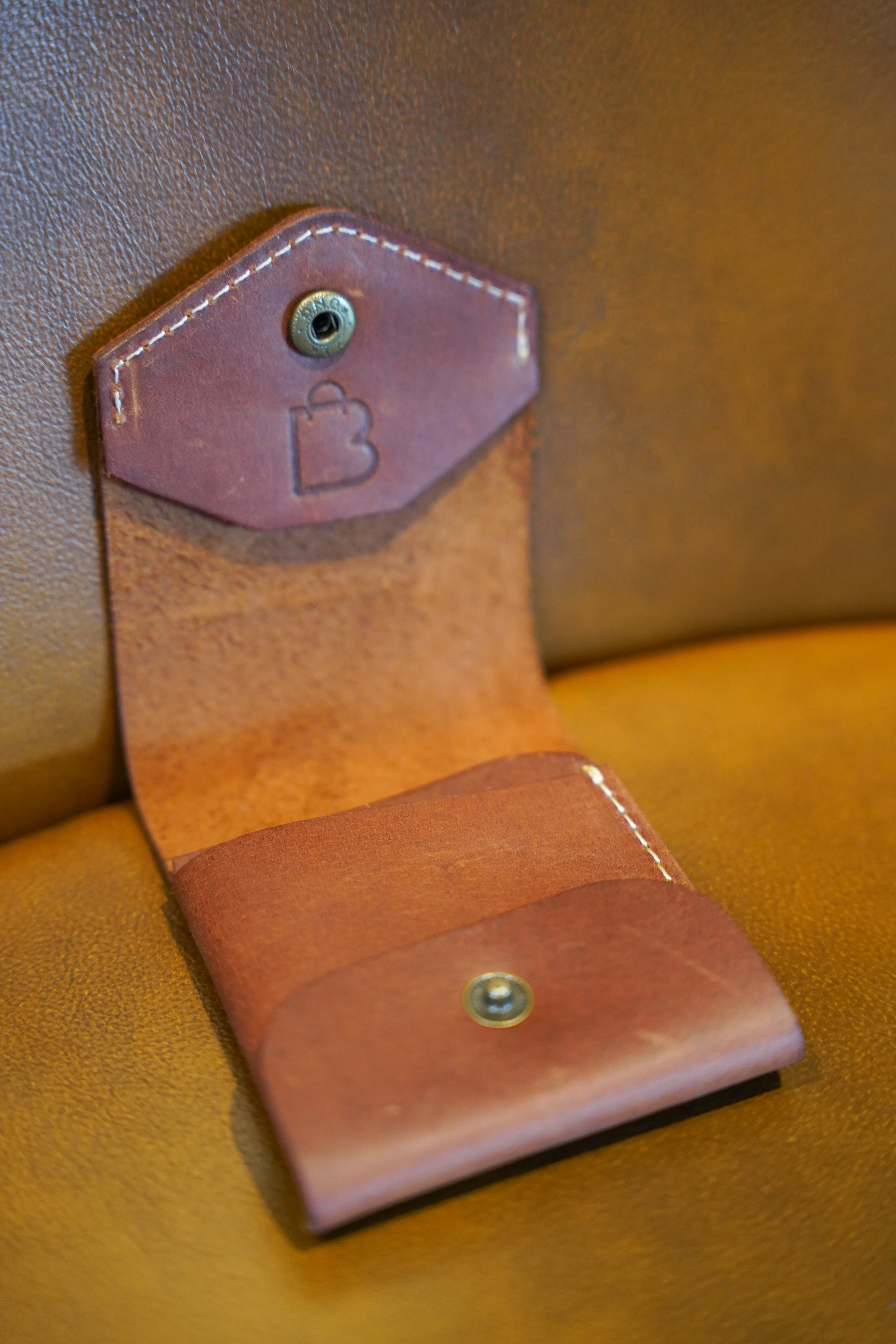 Royale saddle | Handcrafted Genuine brown Leather Wallet with free leather keychain | Slim & Compact design